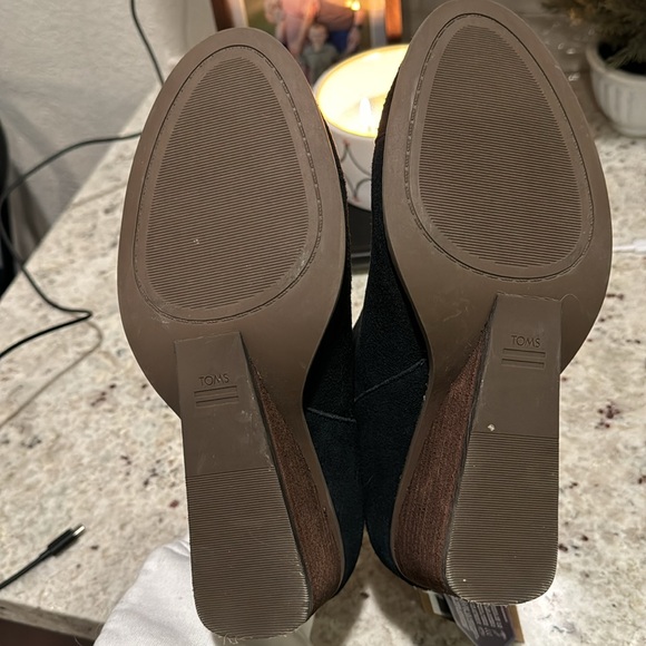 Tom’s Wedge Booties - Picture 3 of 3